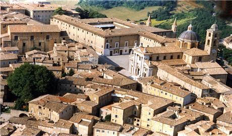 意大利烏爾比諾“卡爾洛·波”大學大學（Università degli Studi di Urbino Carlo Bo） 長青藤海外